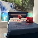 Ohana Luxury Bed and breakfast 3*