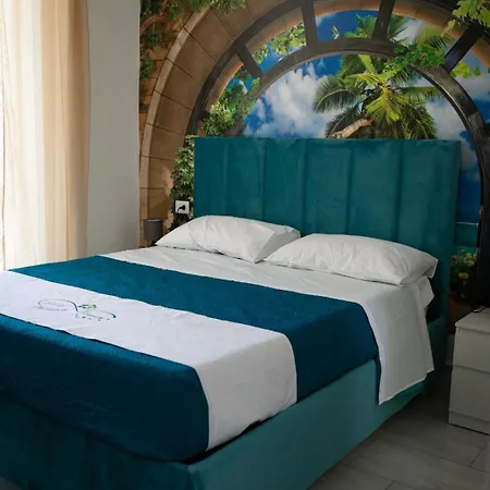 Alojamento de Acomodação e Pequeno-almoço Ohana Luxury Nápoles