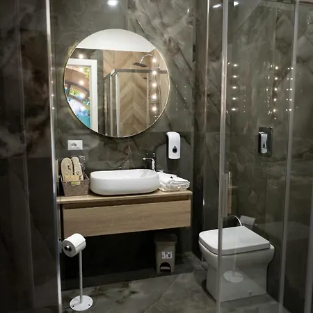 Alojamento de Acomodação e Pequeno-almoço Ohana Luxury Nápoles