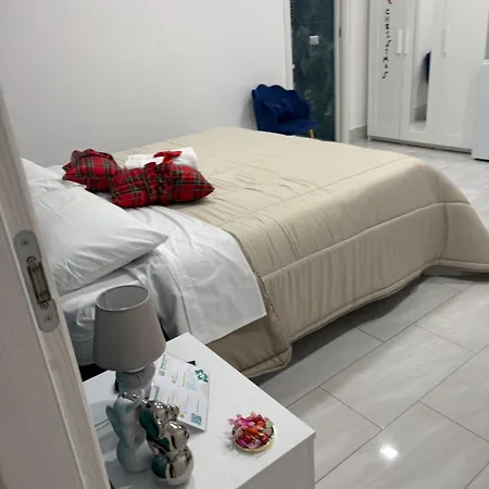 Ohana Luxury 3* Nápoles